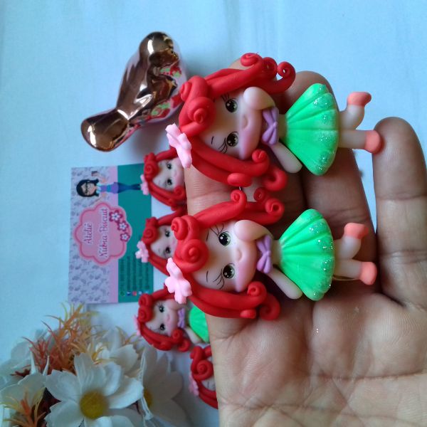 Aplique menina princesa ariel moderna